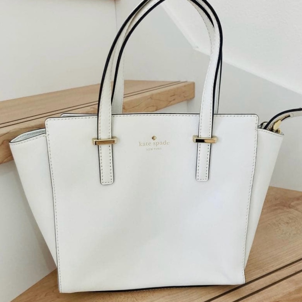 Women’s Kate Spade Cedar Street Hayden Crossbody Tote Bag Ivory/Cream 🤍